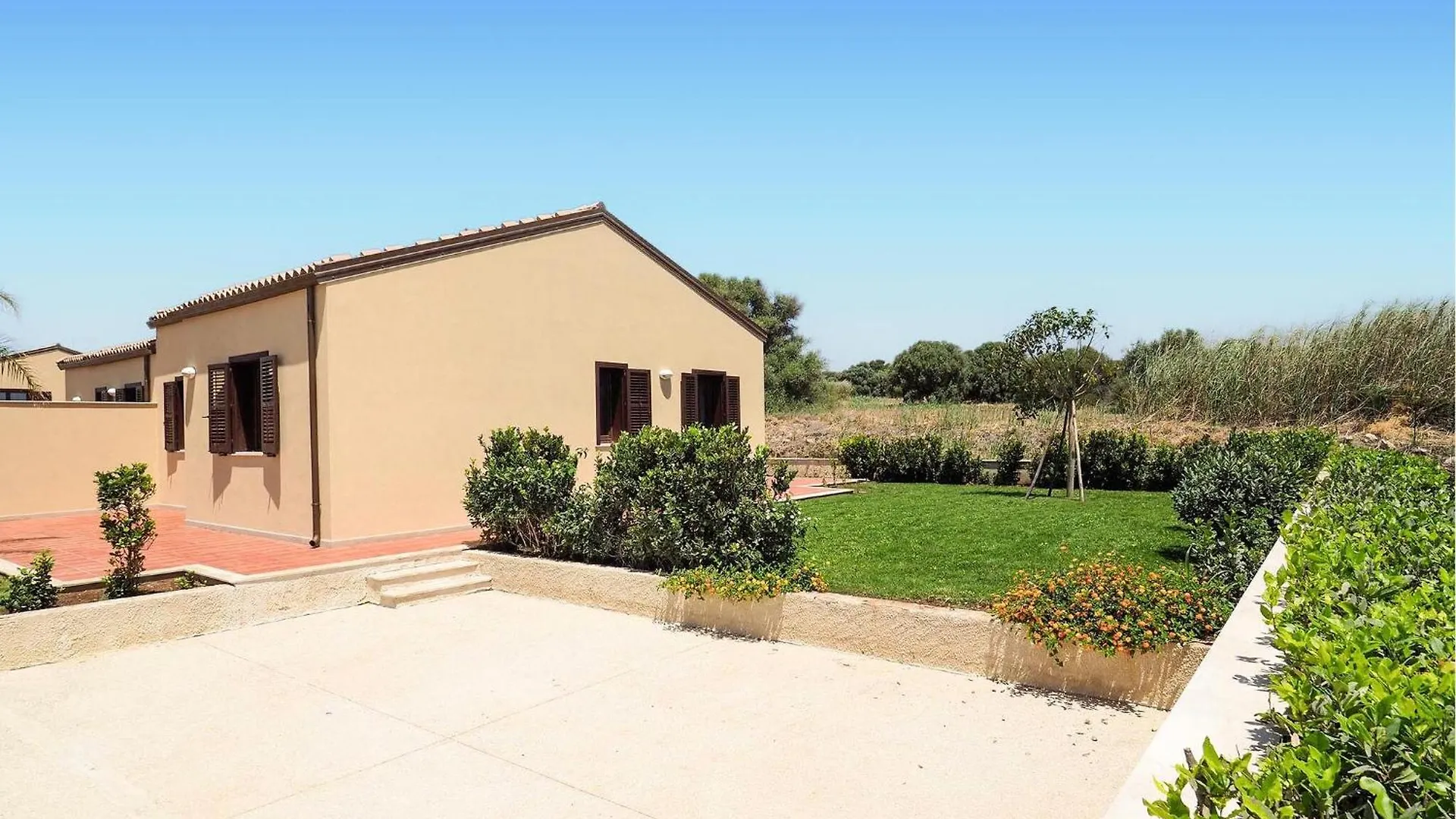 Amazing Home In Marina Di Modica With Kitchen Holiday home
